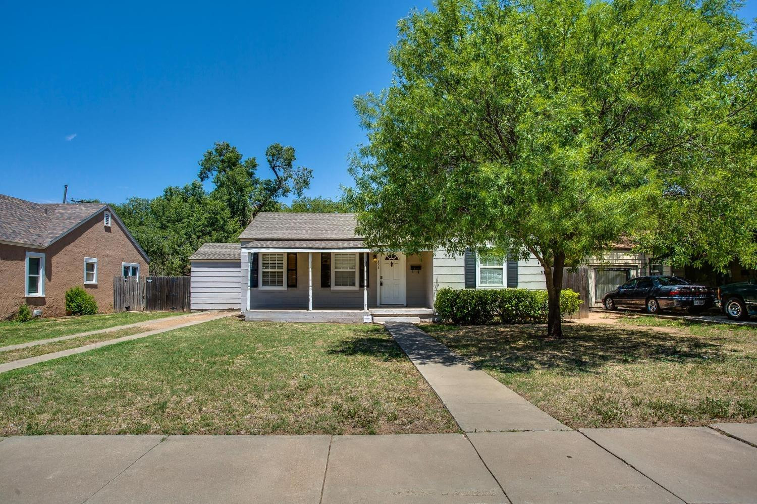 2608 28th Street Property Photo 1