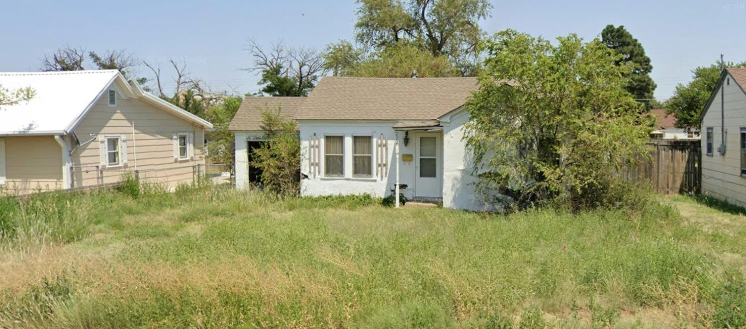 222 N El Paso Property Photo 1