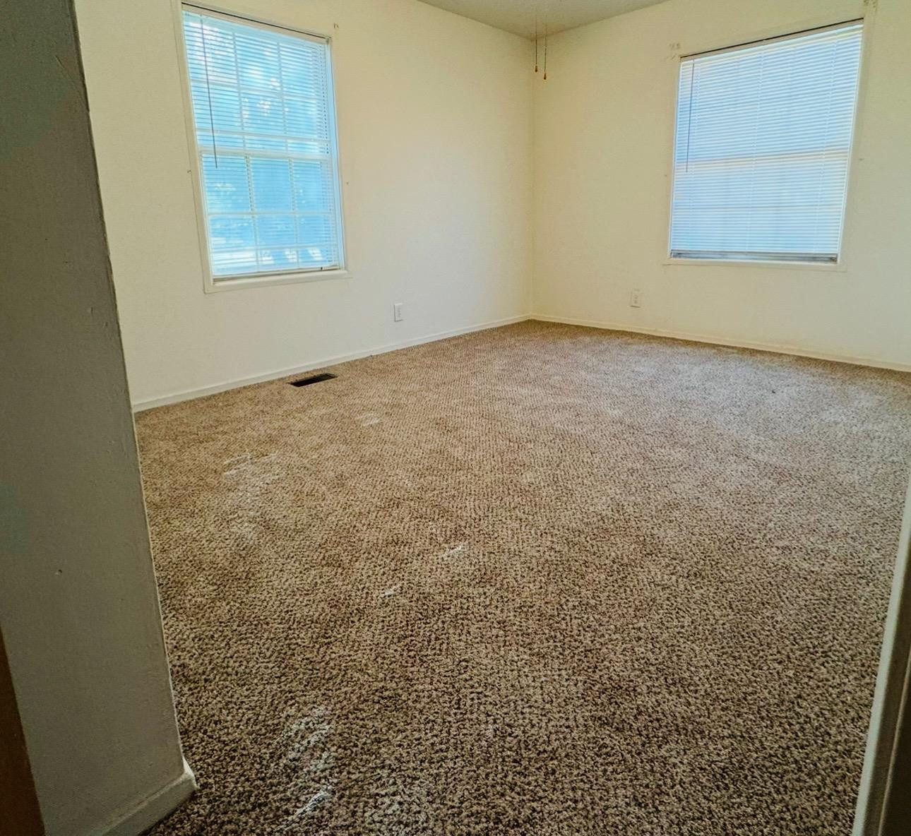 137 Detroit Avenue Property Photo 6