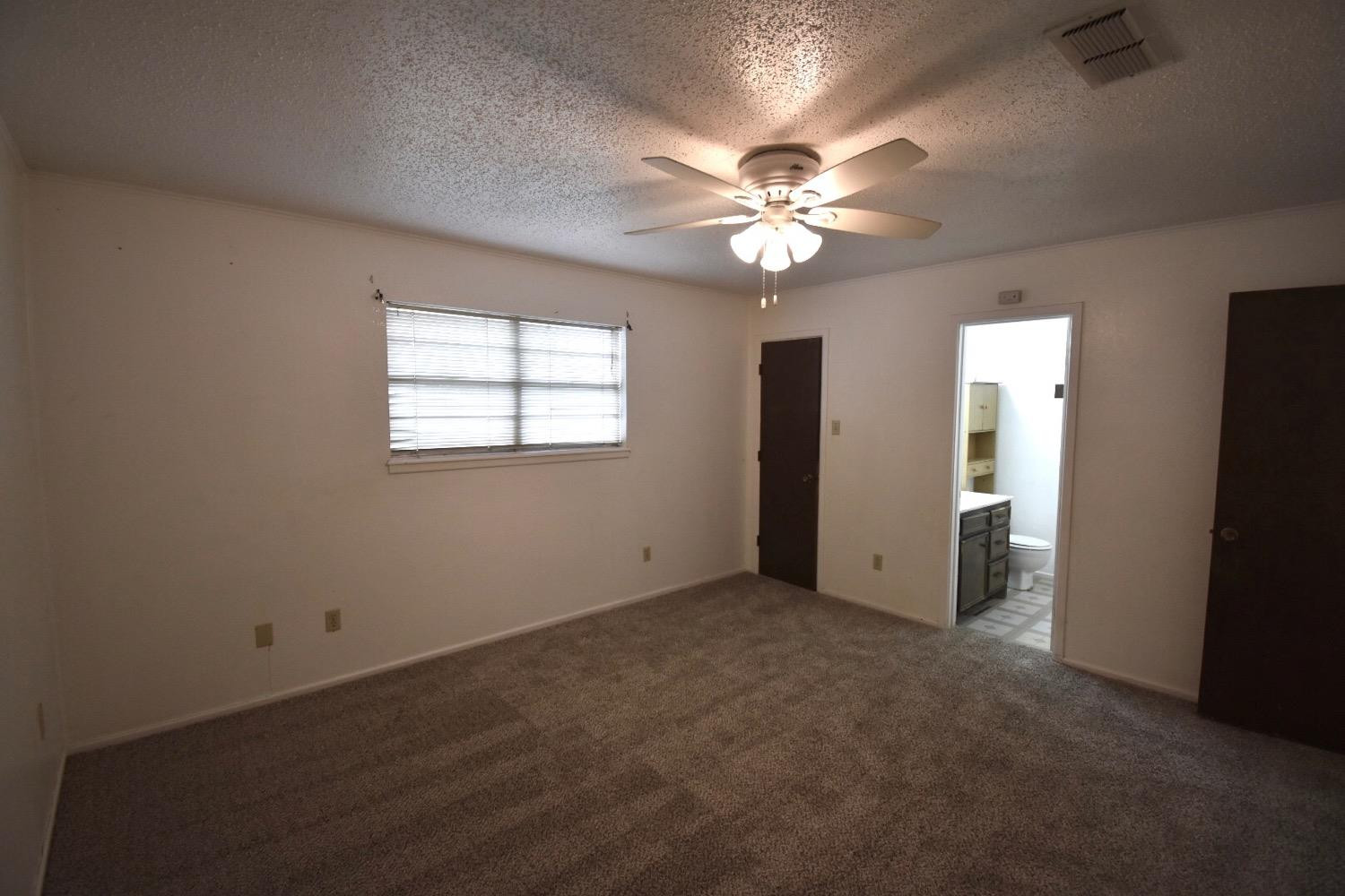 8106 Ave V Property Photo 12