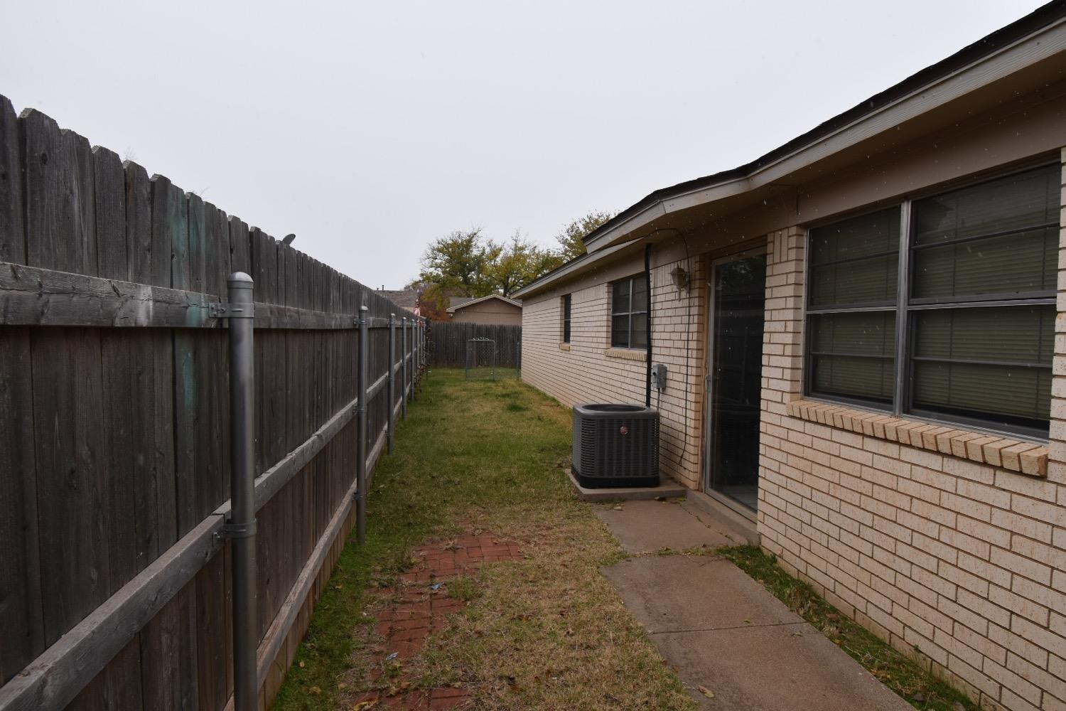 8106 Ave V Property Photo 15