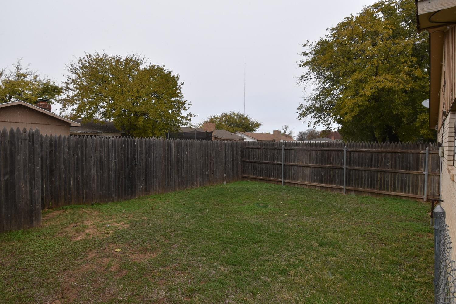 8106 Ave V Property Photo 16