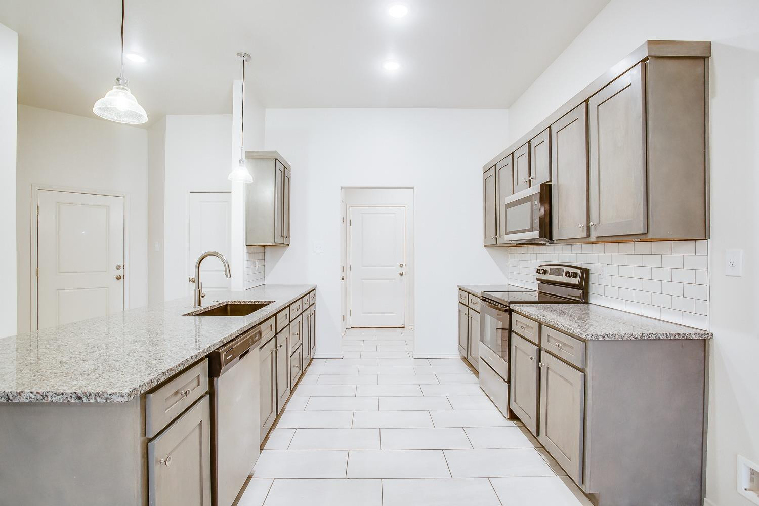 1714 Corpus Property Photo 3