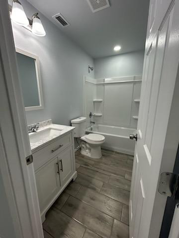 8612 10th Street Property Photo 6