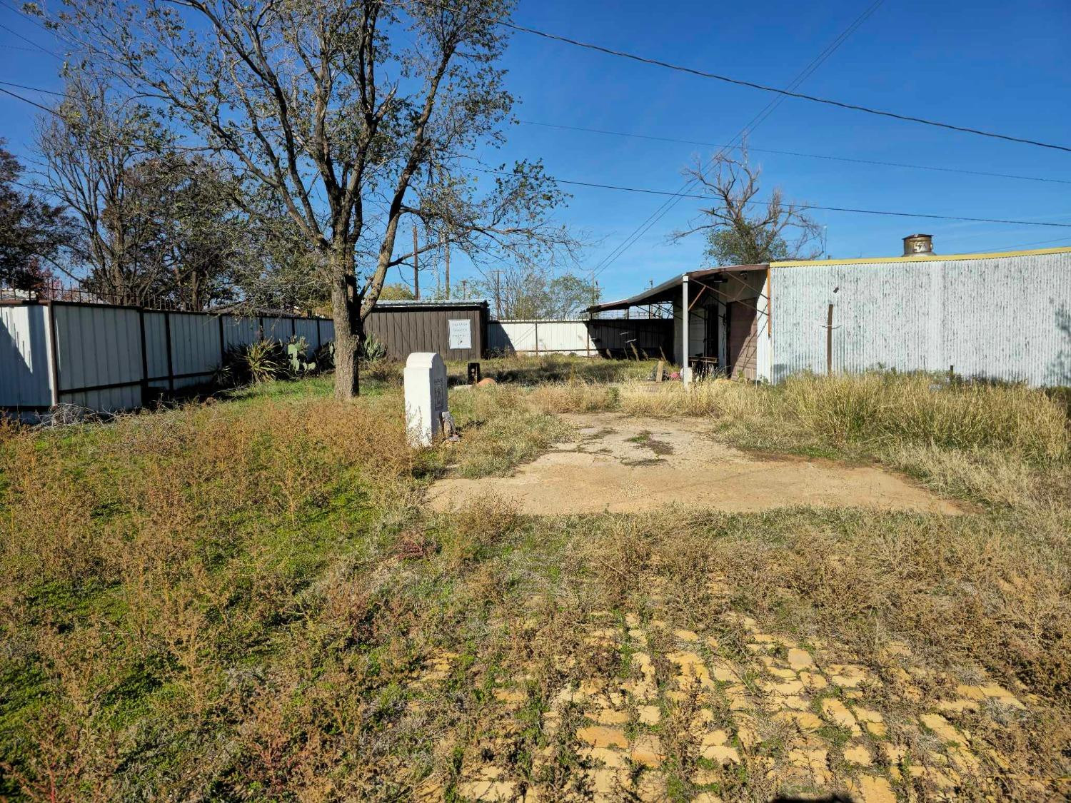 318 S Ave A Property Photo 19