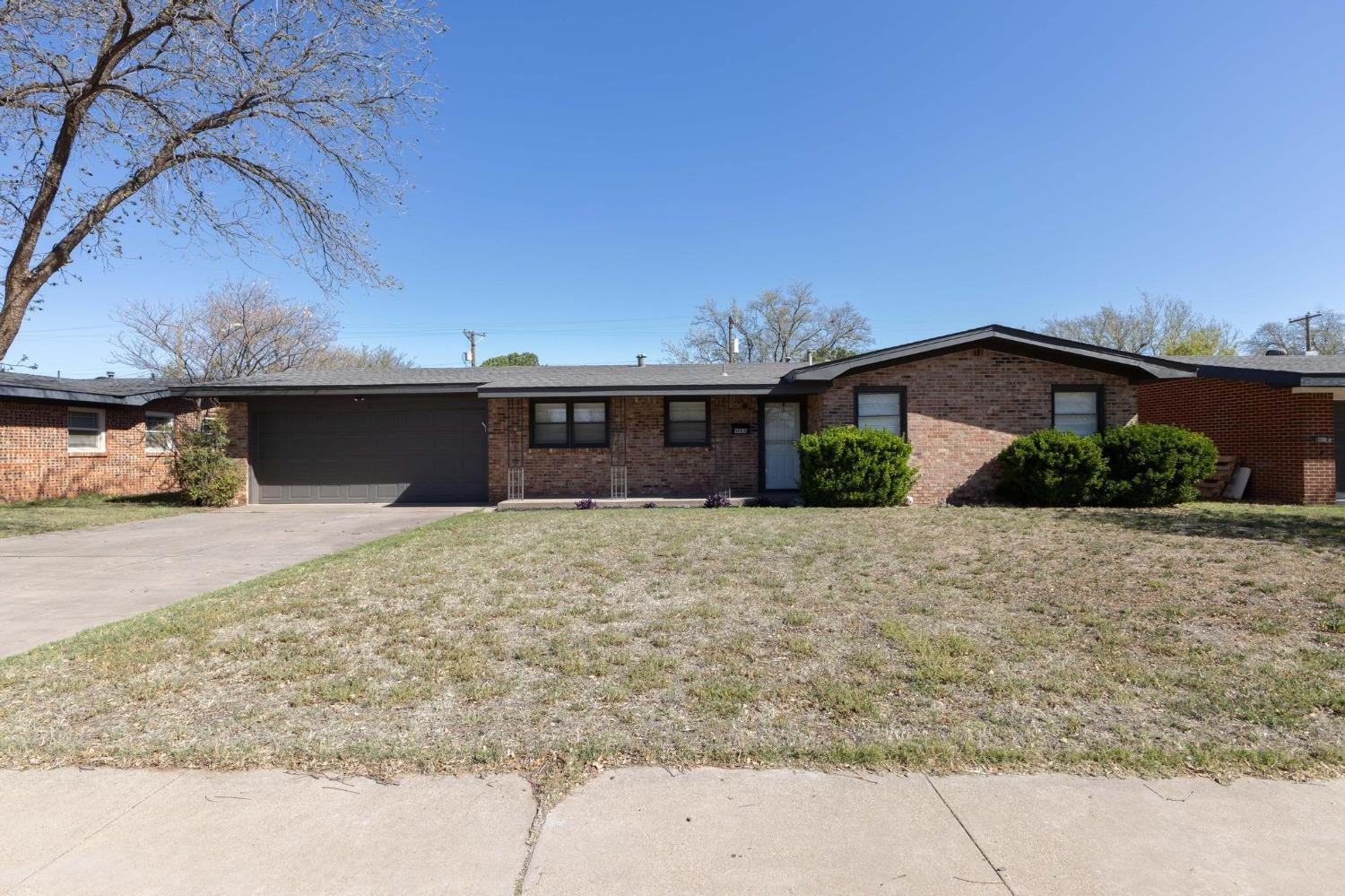 5008 46th Street Property Photo 1