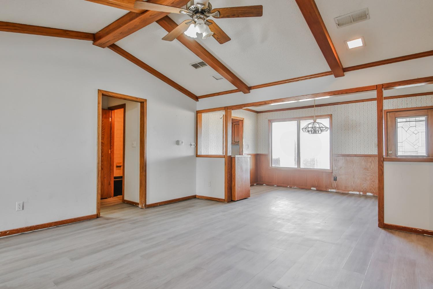 6715 104th Street Property Photo 5