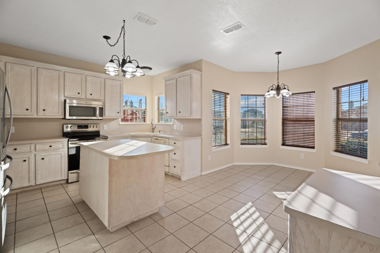 2902 107th Street Property Photo 12