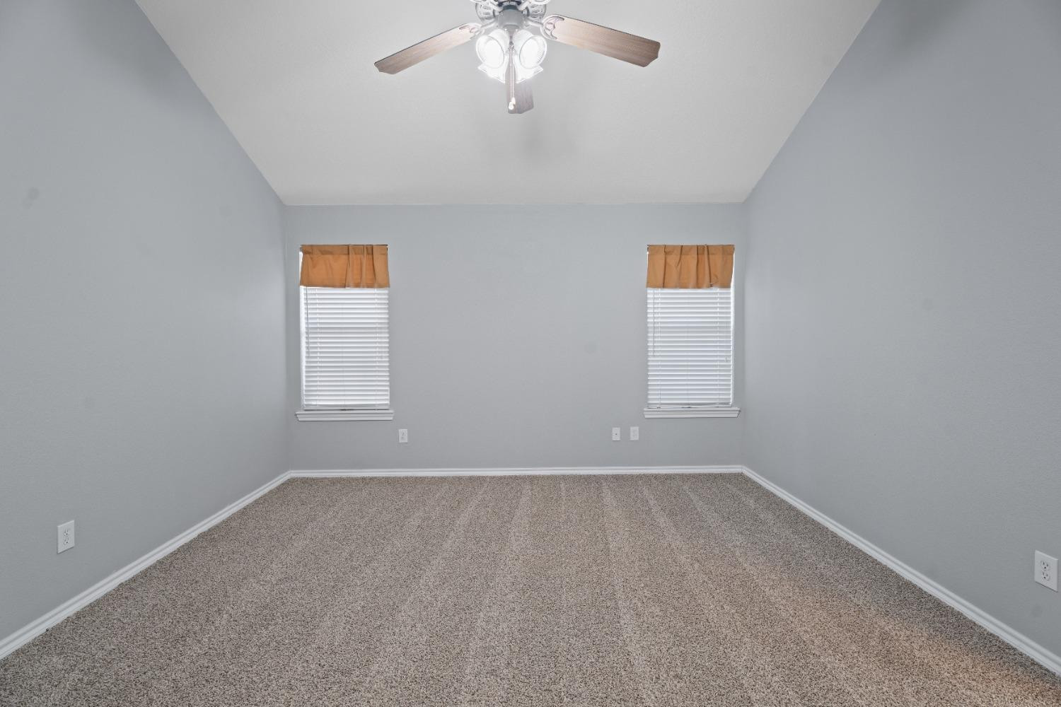 2902 107th Street Property Photo 17