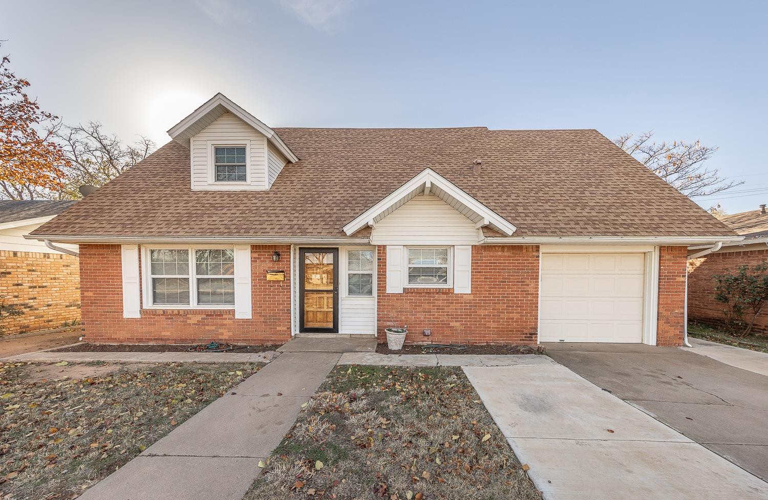 202417095 Property Photo 1