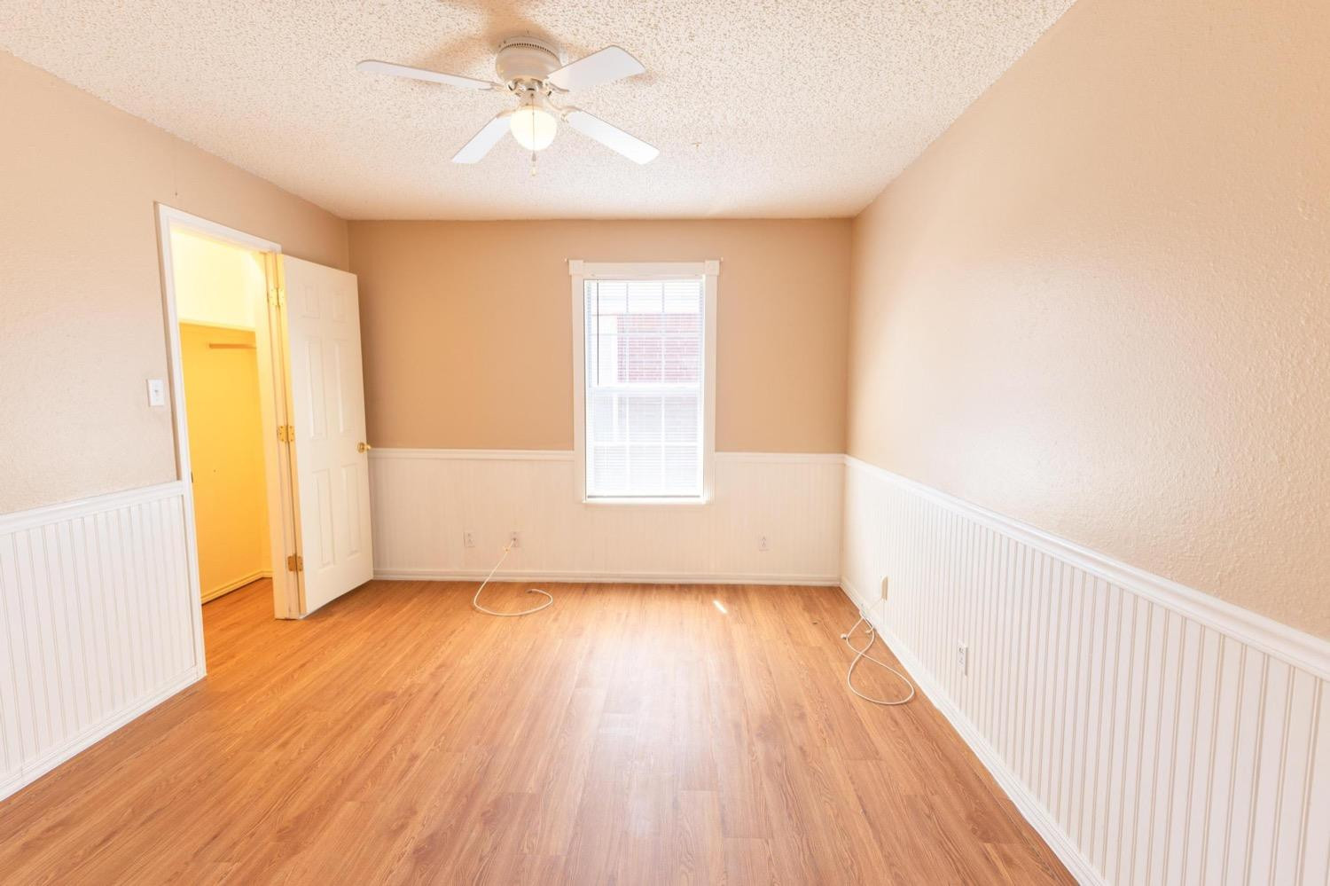 6115 8th Street Property Photo 9