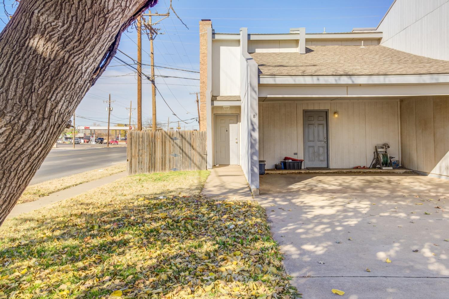 4320 52nd Street Property Photo 2