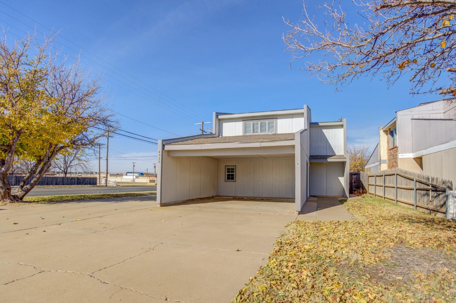 4320 52nd Street Property Photo 4