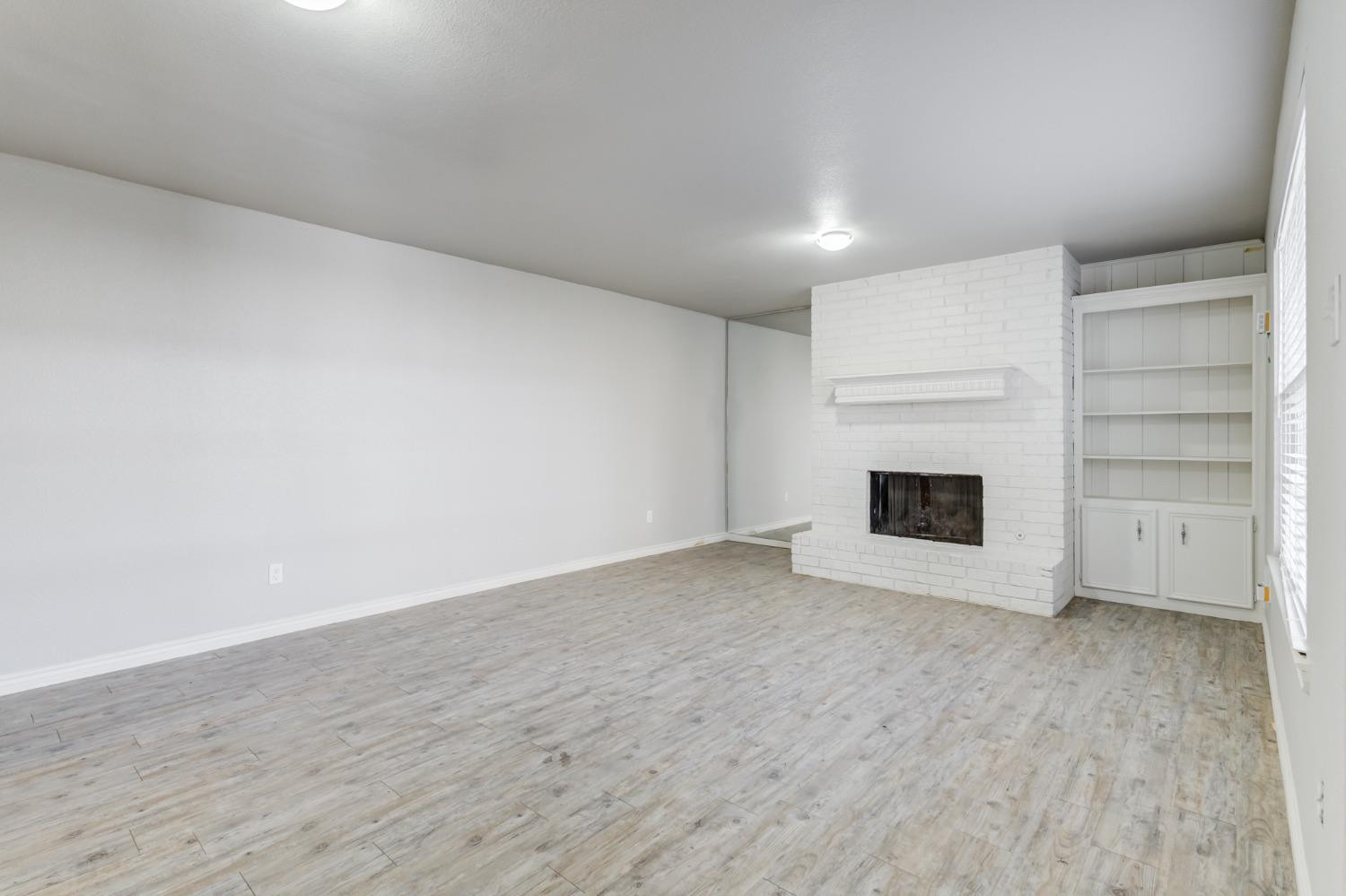 4320 52nd Street Property Photo 6