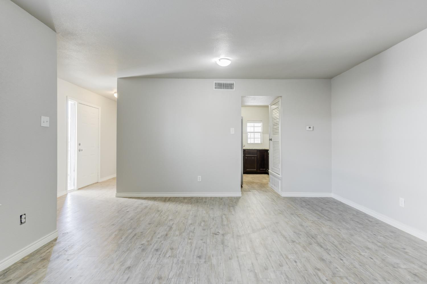 4320 52nd Street Property Photo 12