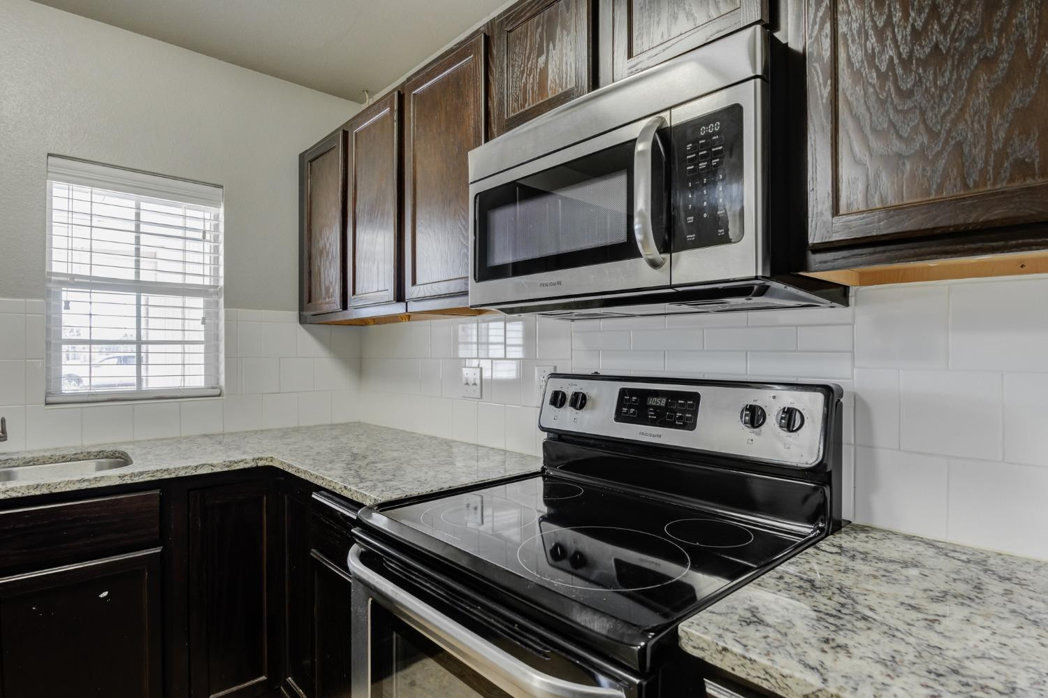 4320 52nd Street Property Photo 14