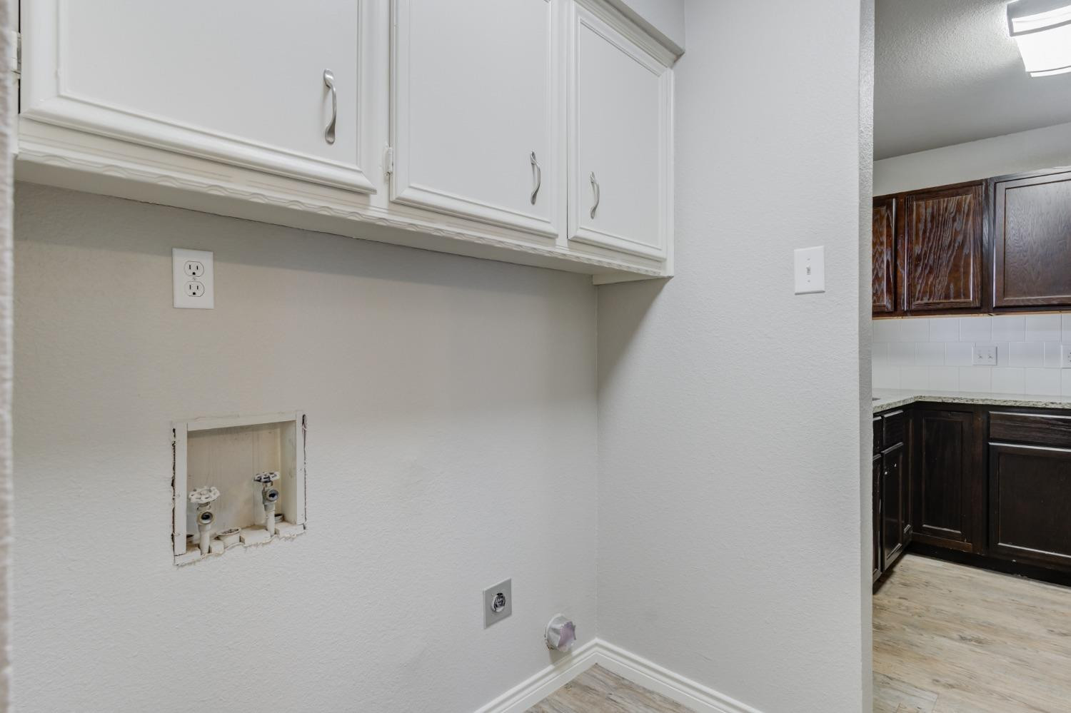 4320 52nd Street Property Photo 17