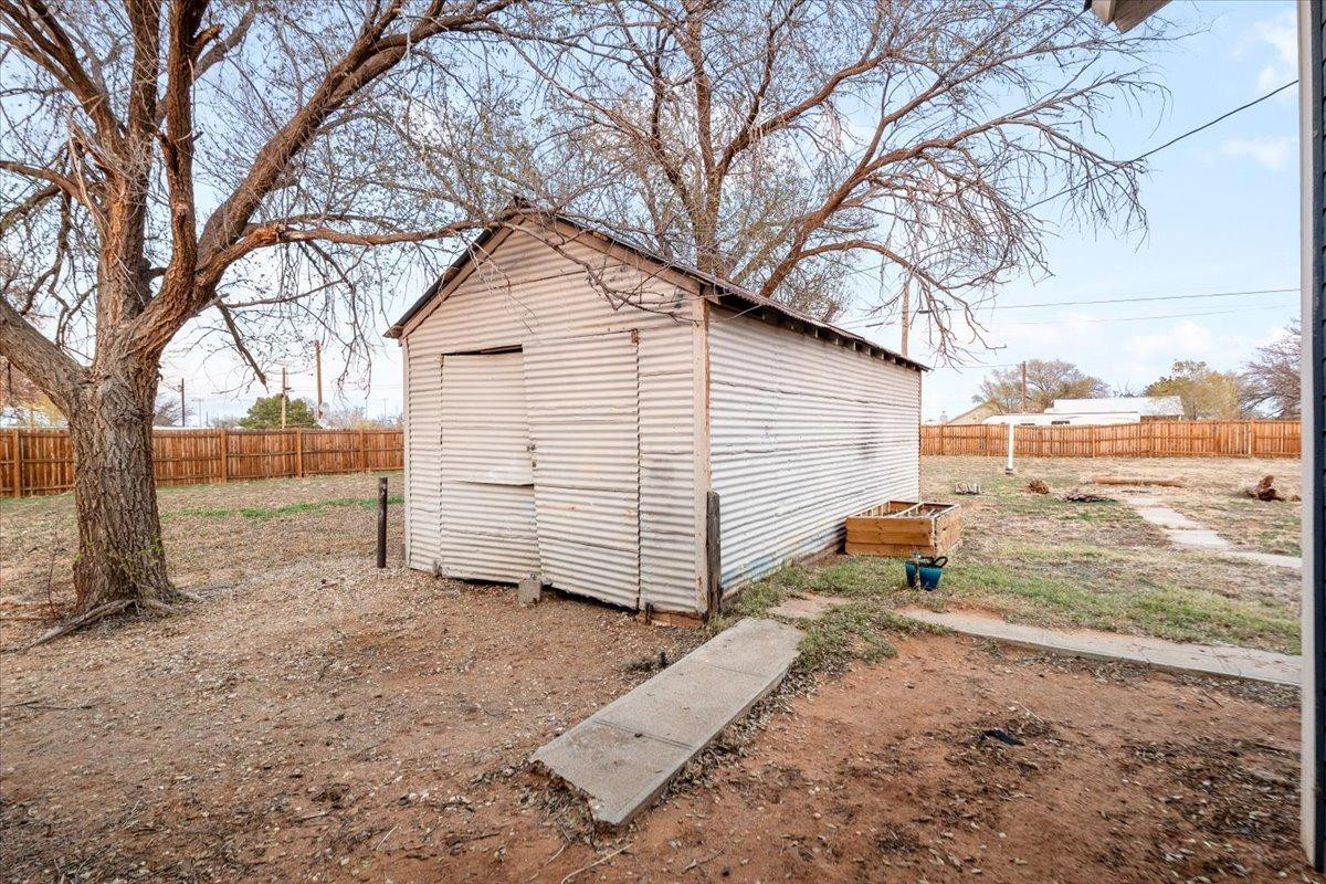 913 S Hockley Property Photo 24