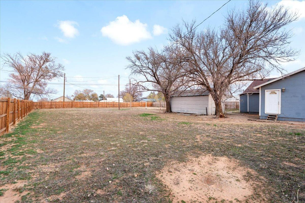 913 S Hockley Property Photo 25