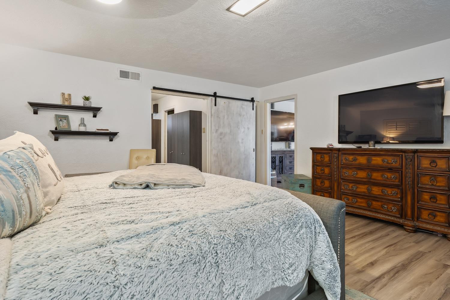1301 E Buckley Street Property Photo 12