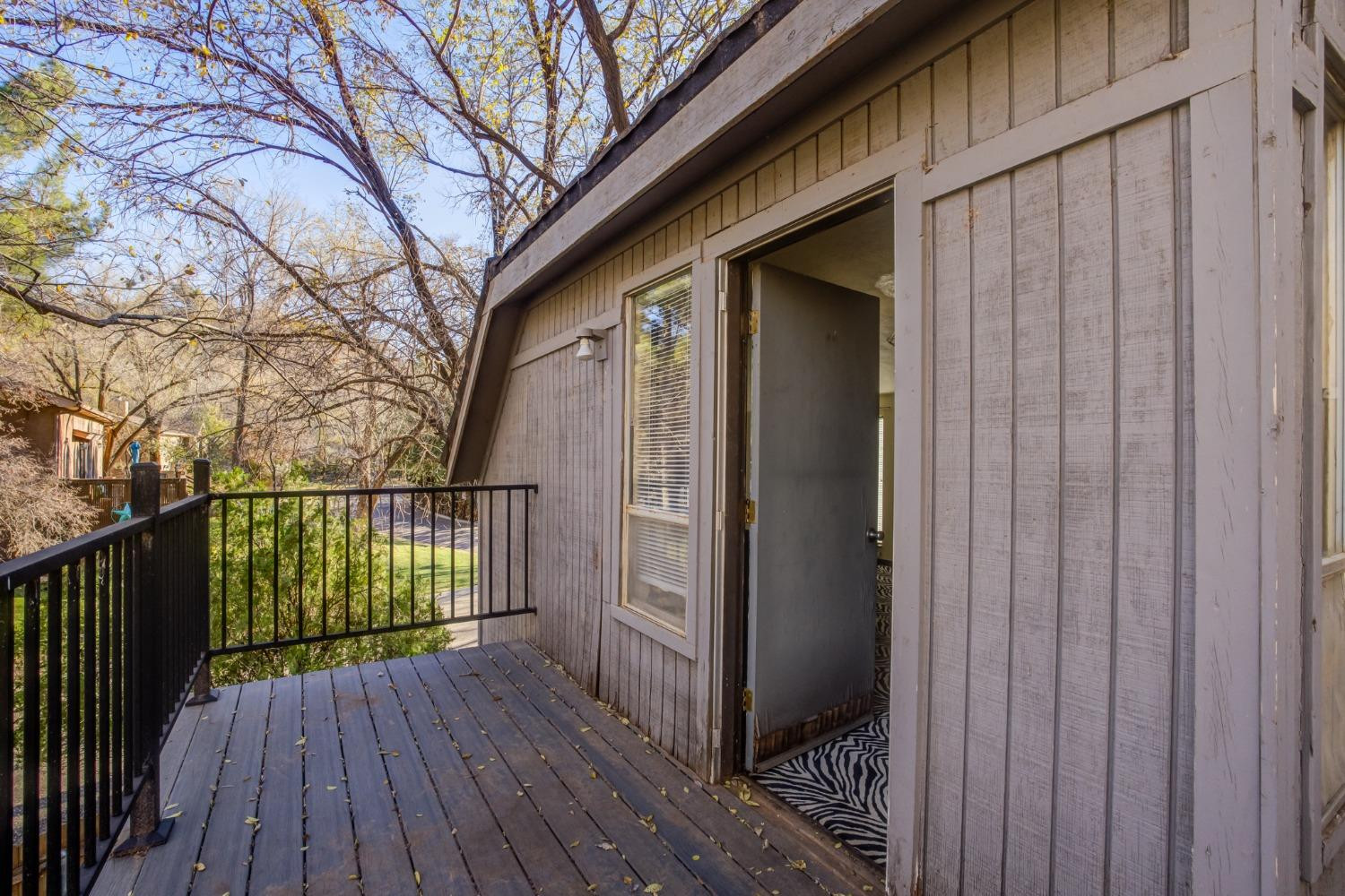 58 E Lakeshore Drive Property Photo 45