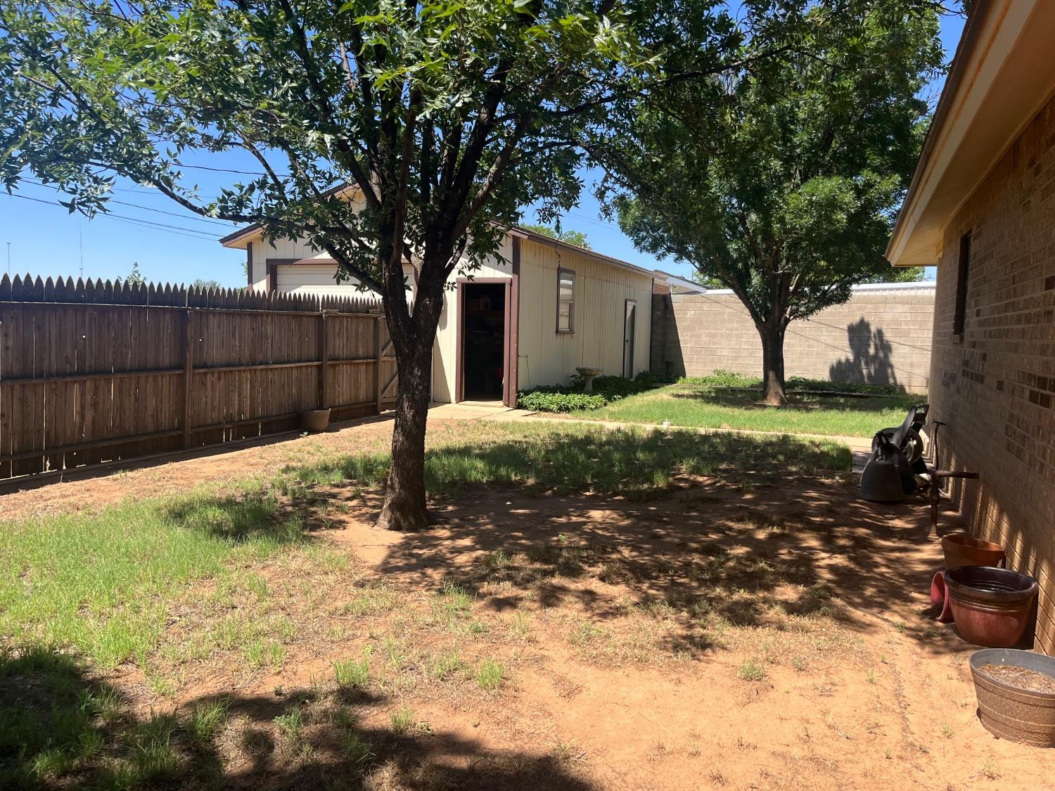 2003 S 5th Street Property Photo 25