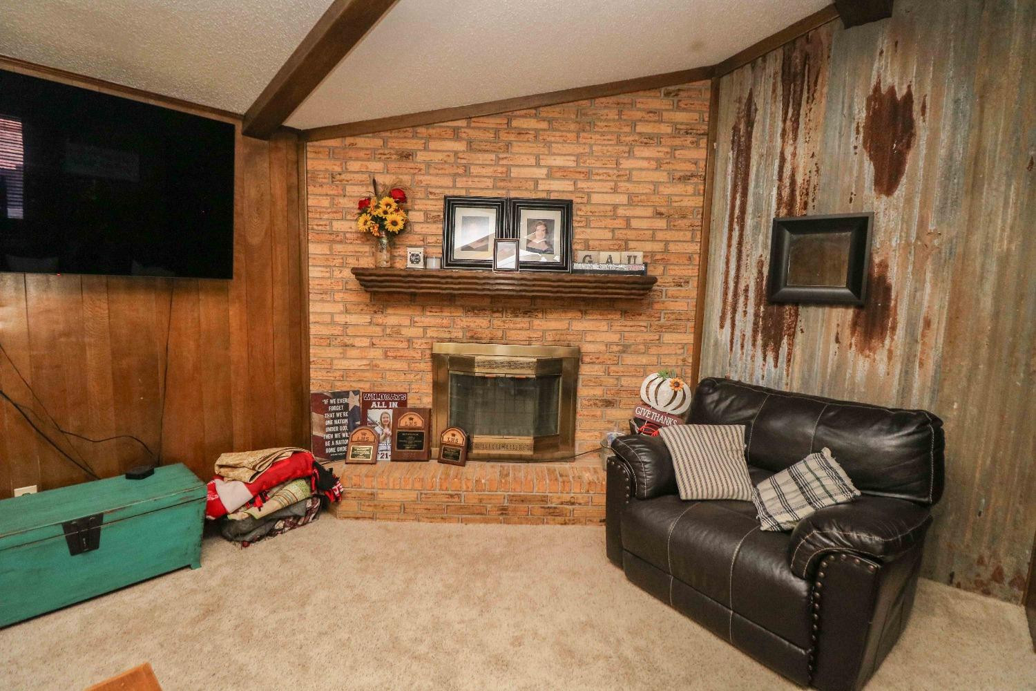 1851 County Road 334 Property Photo 8