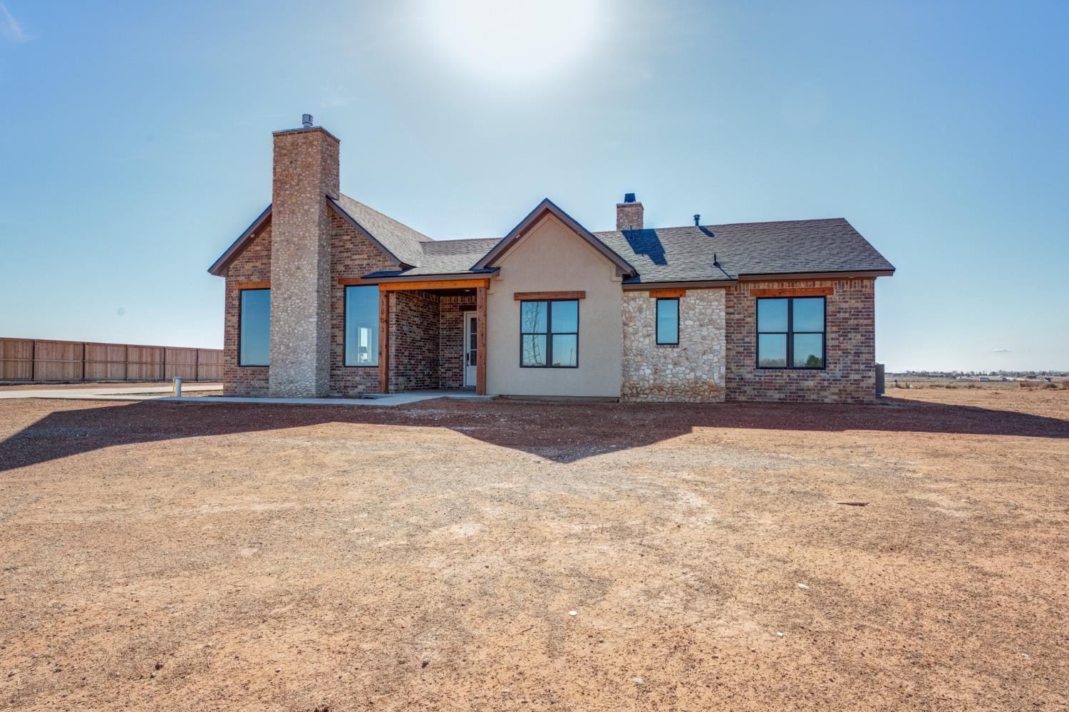 1003 County Road 7710 Property Photo 1