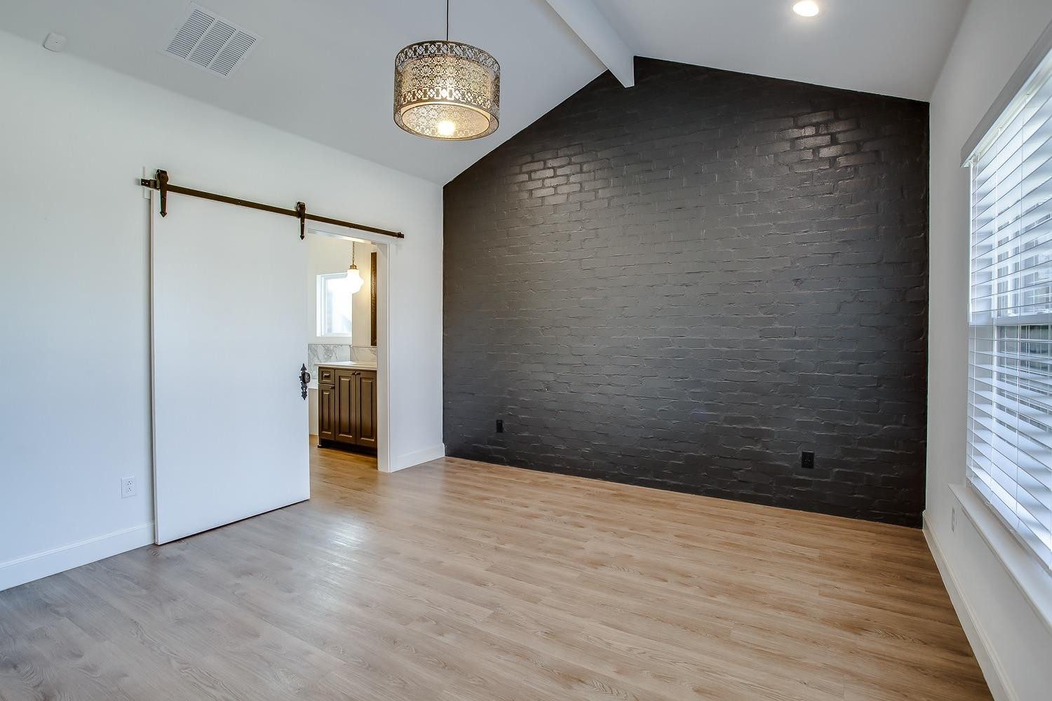 4012 137th Property Photo 15