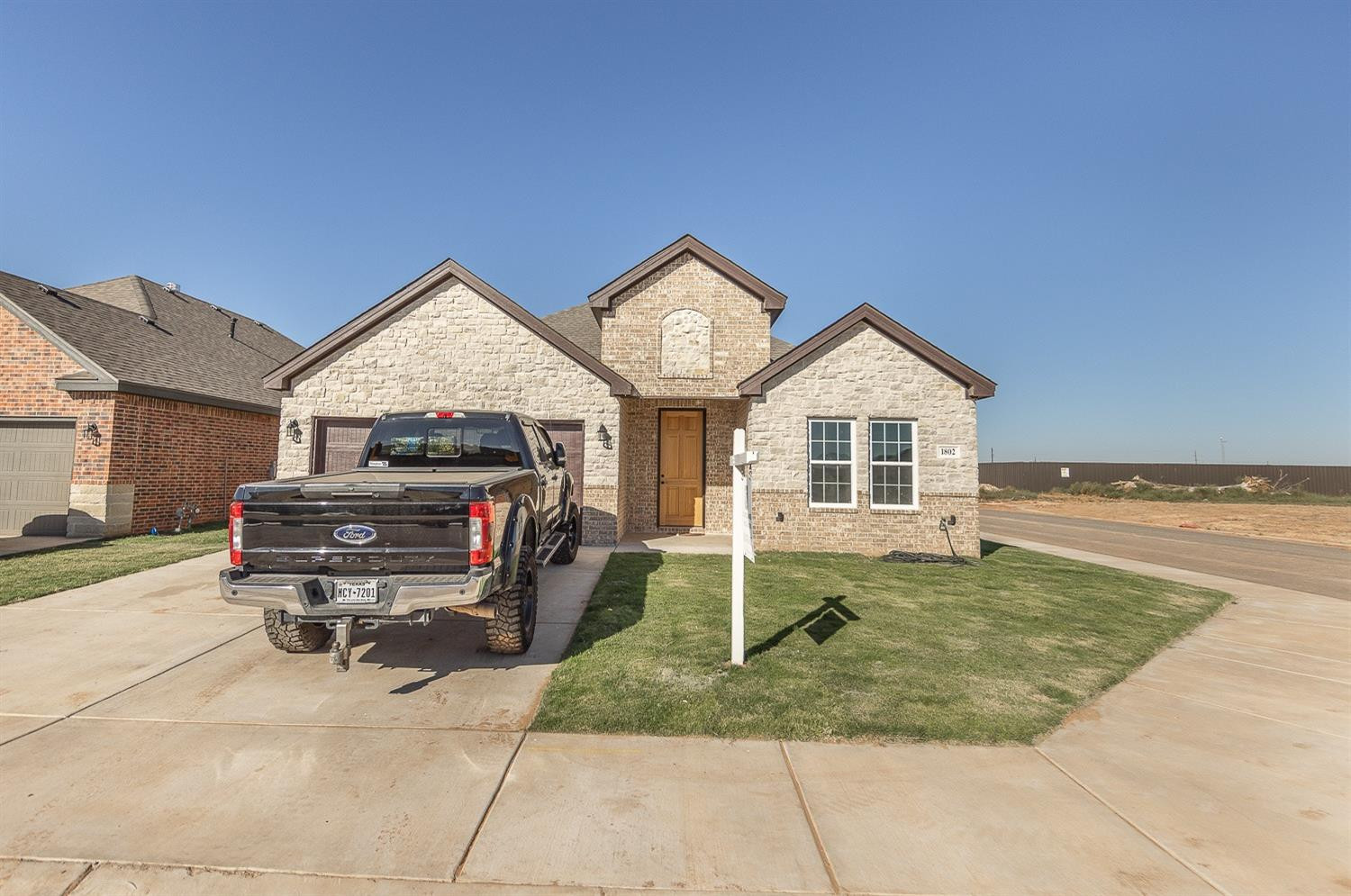 1802 Ross Avenue Property Photo 1