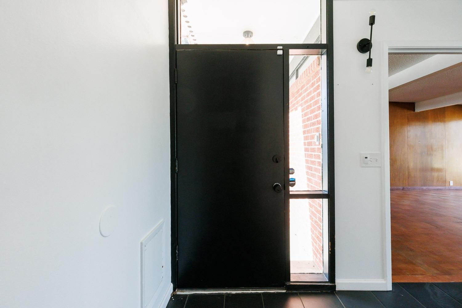 2514 46th Street Property Photo 4