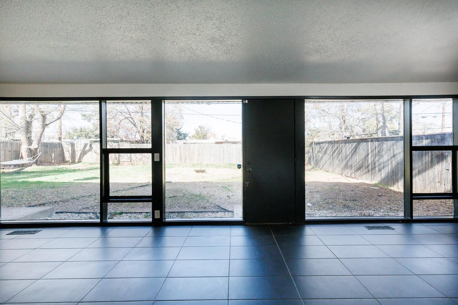 2514 46th Street Property Photo 9