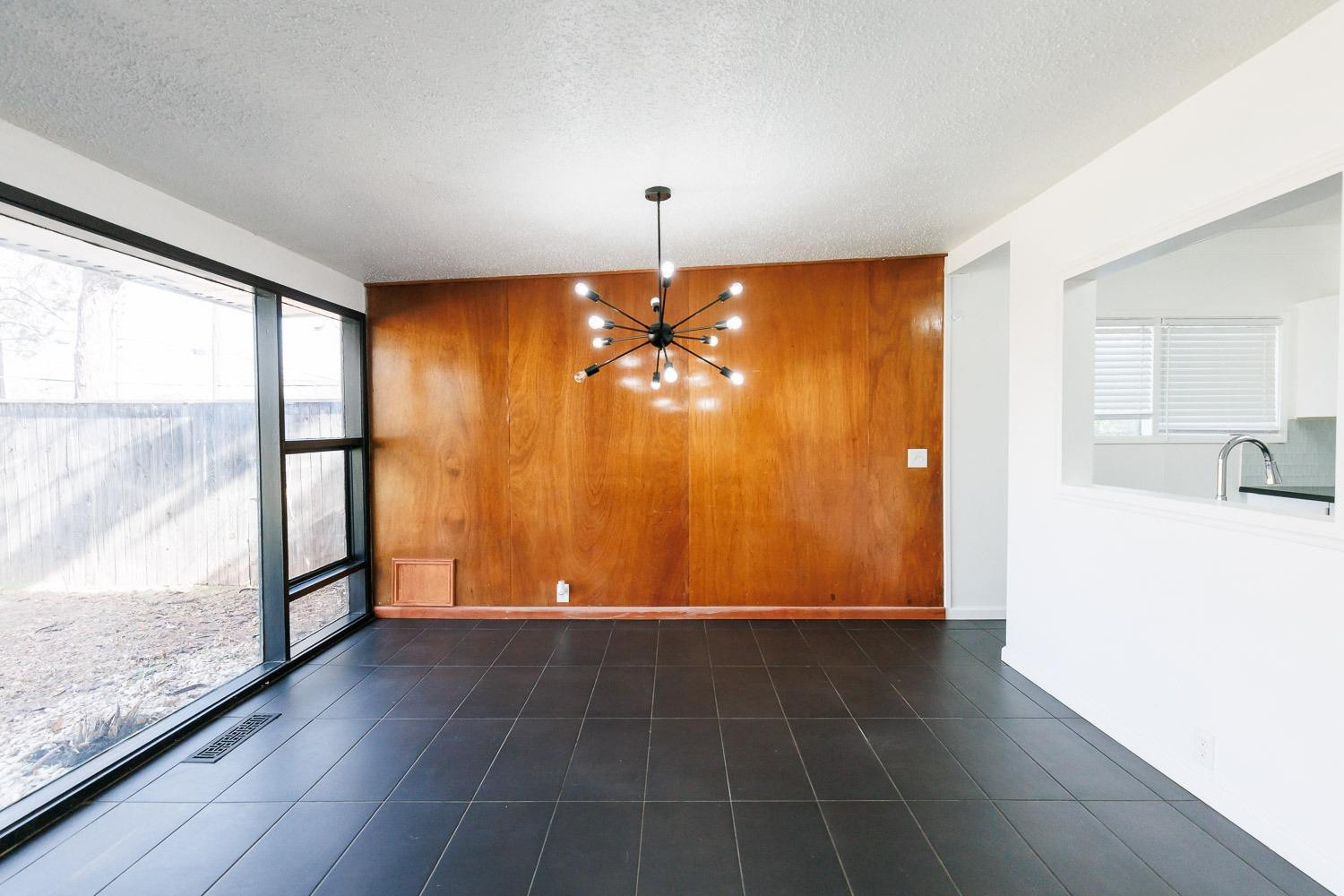 2514 46th Street Property Photo 11