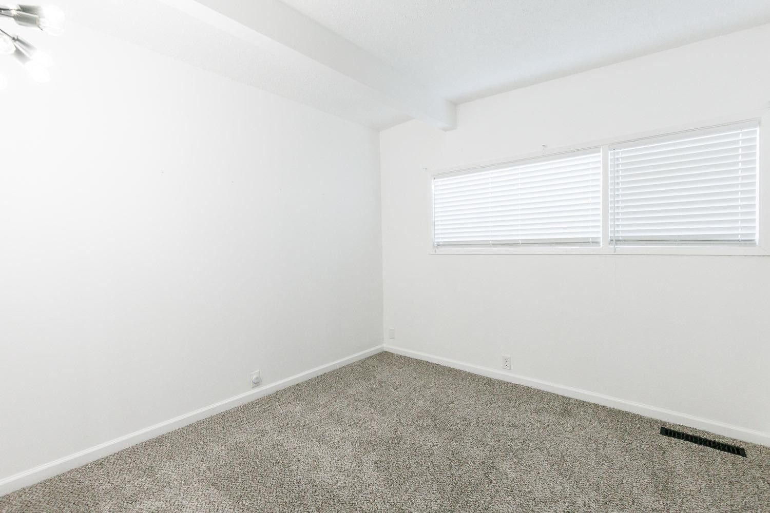 2514 46th Street Property Photo 32