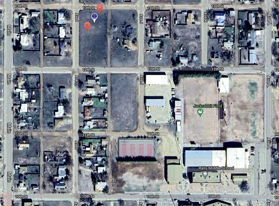 1212 Ave I Property Photo 5