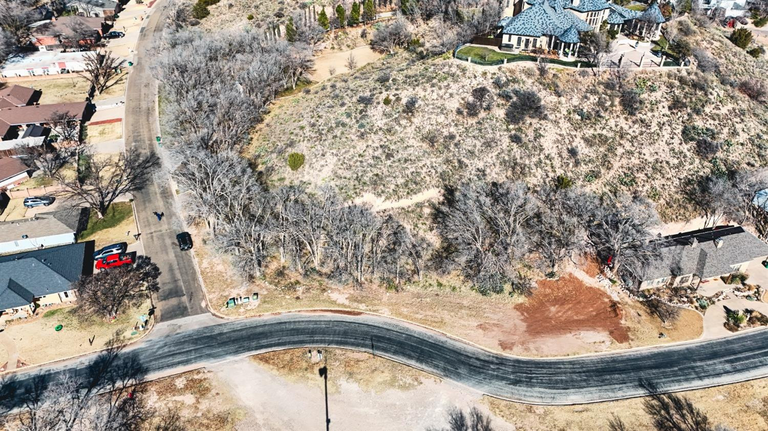 18 Lakeshore Drive Property Photo 2