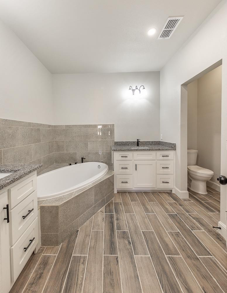 1806 Ross Avenue Property Photo 15