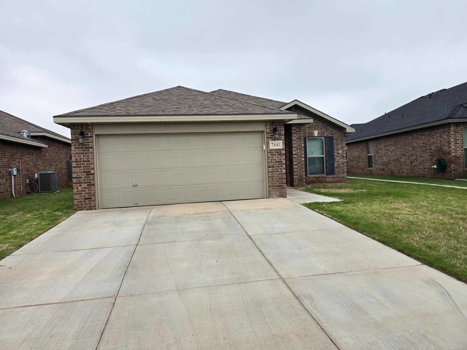 7441 102nd Street Property Photo 1