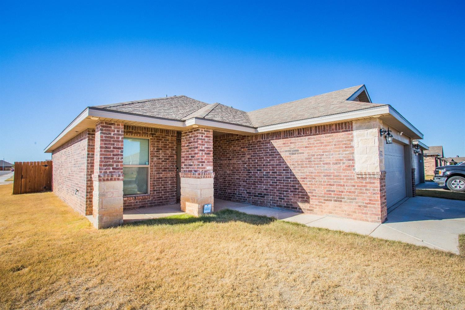 14312 Vernon Avenue Property Photo