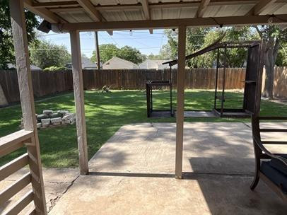 2420 26th Street Property Photo 24
