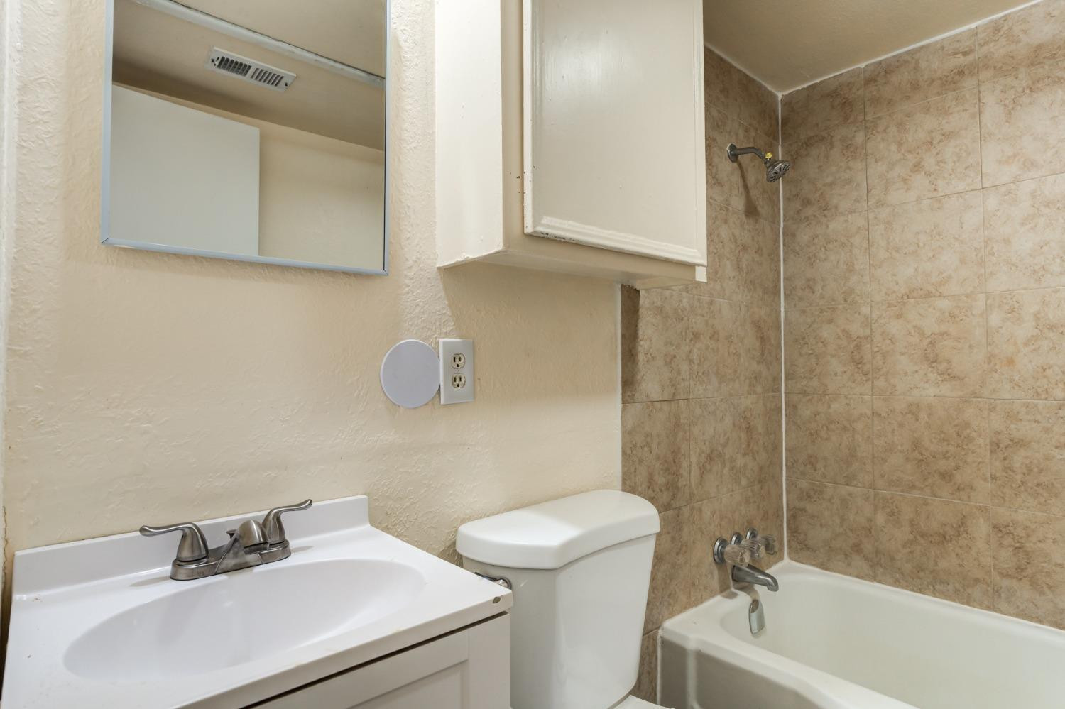 4602 Belton Avenue Property Photo 11