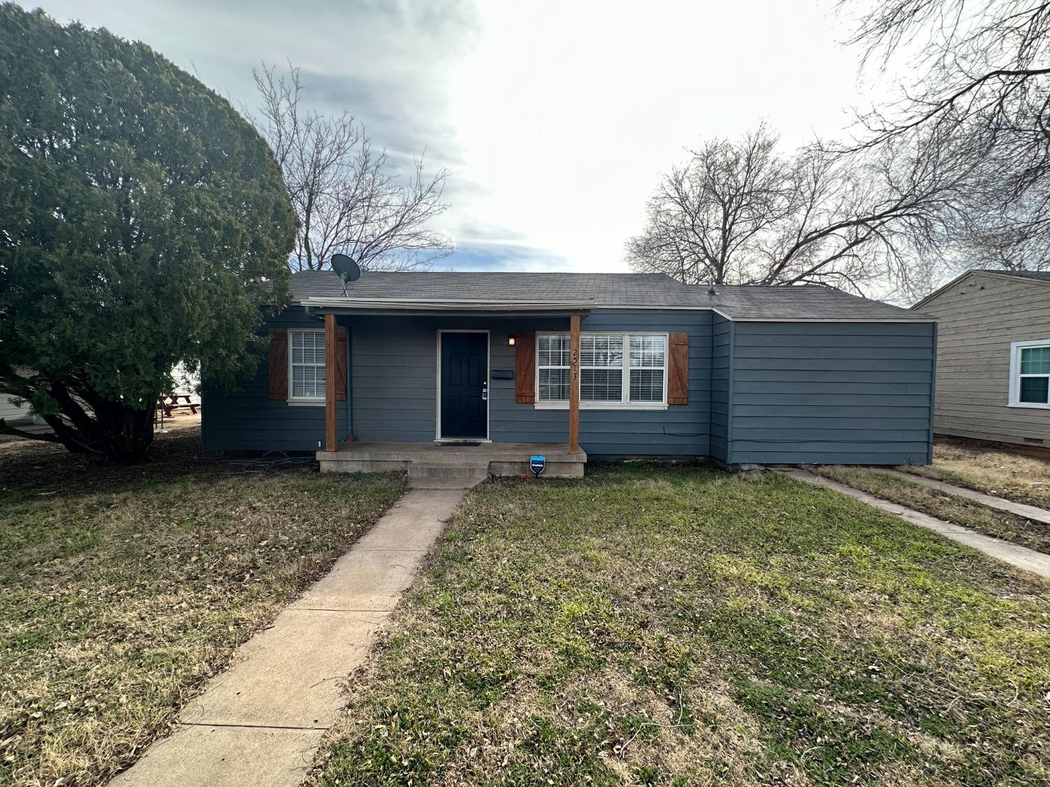 2513 29th Property Photo