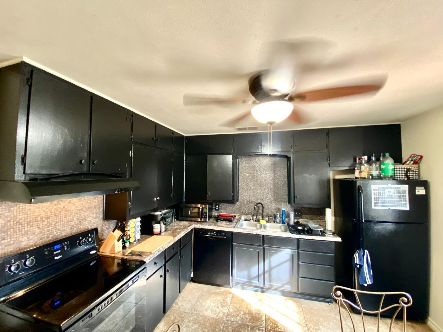 3305 30th Property Photo 4