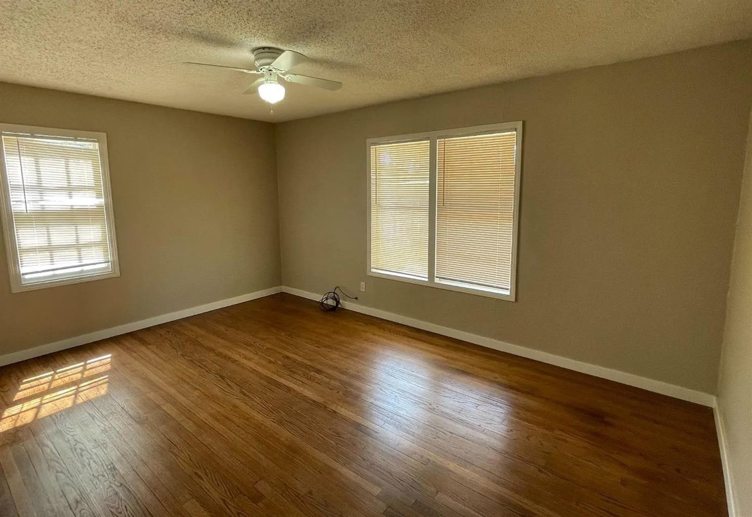 3408 31st Street Property Photo 9