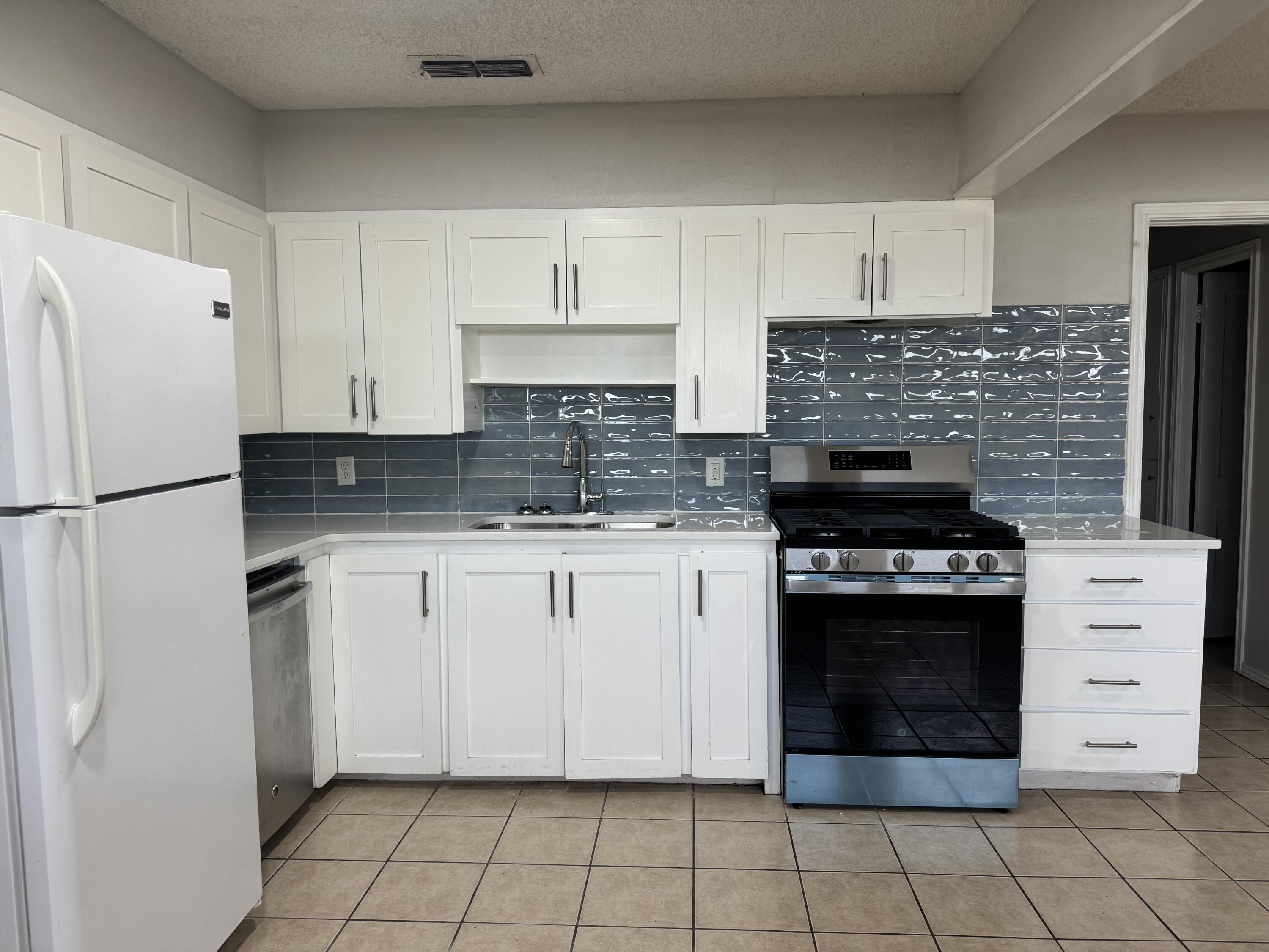 3721 31st Street Property Photo 4