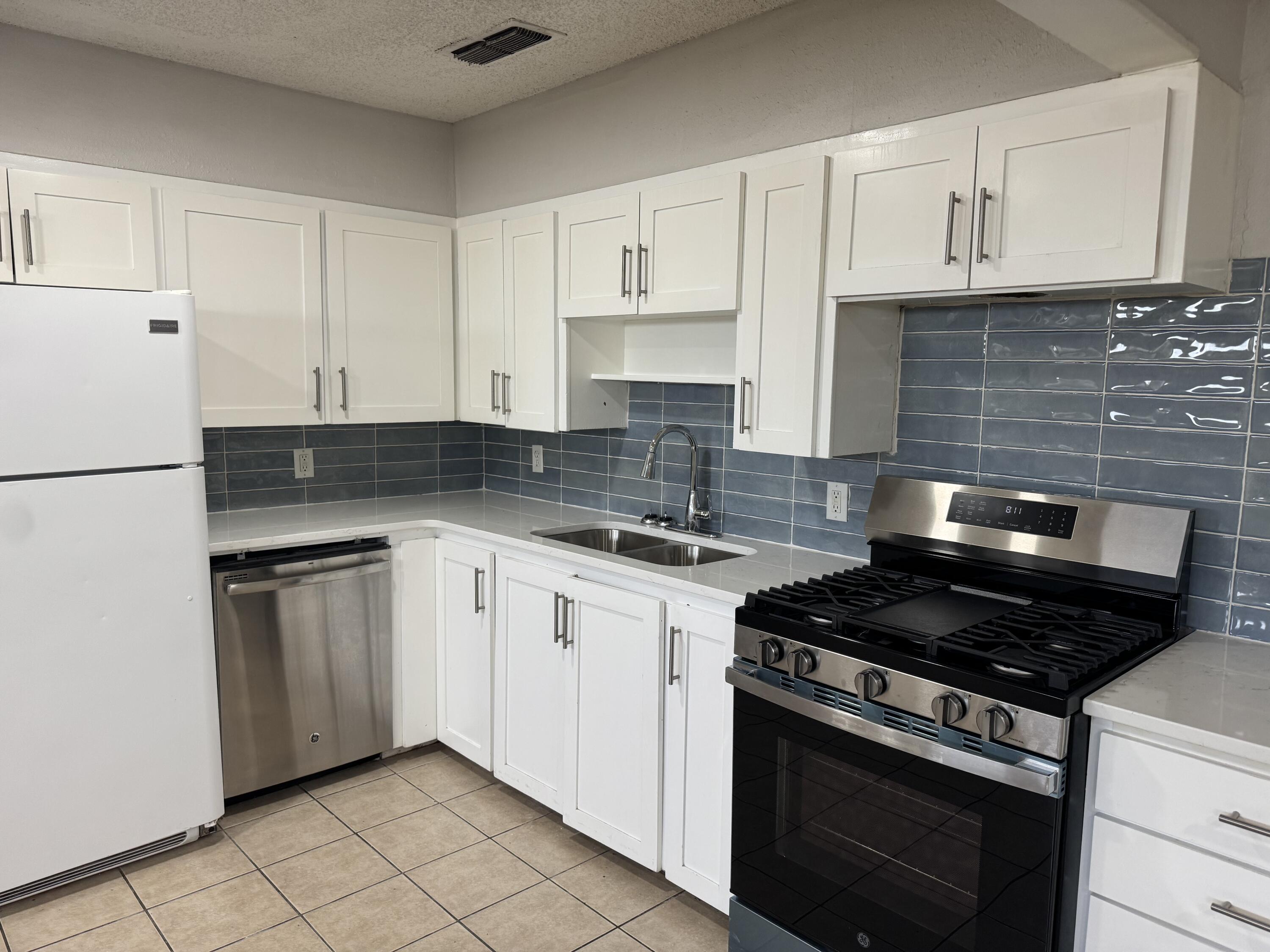 3721 31st Street Property Photo 5