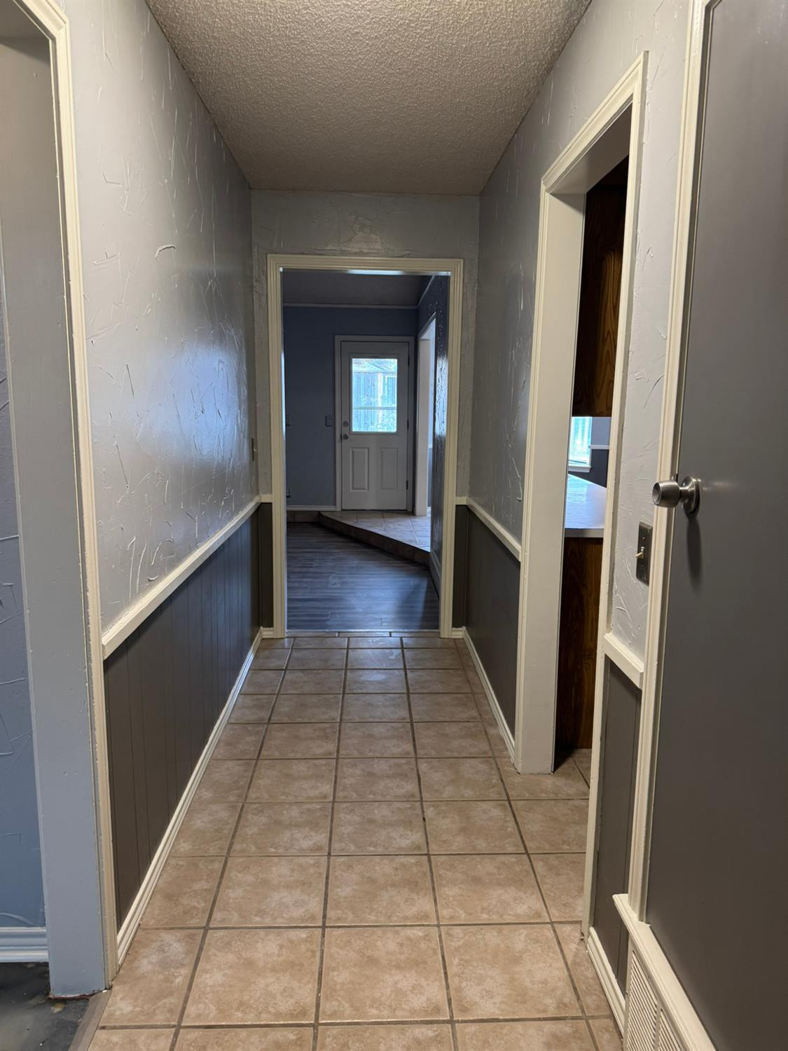 4825 73rd Street Property Photo 4