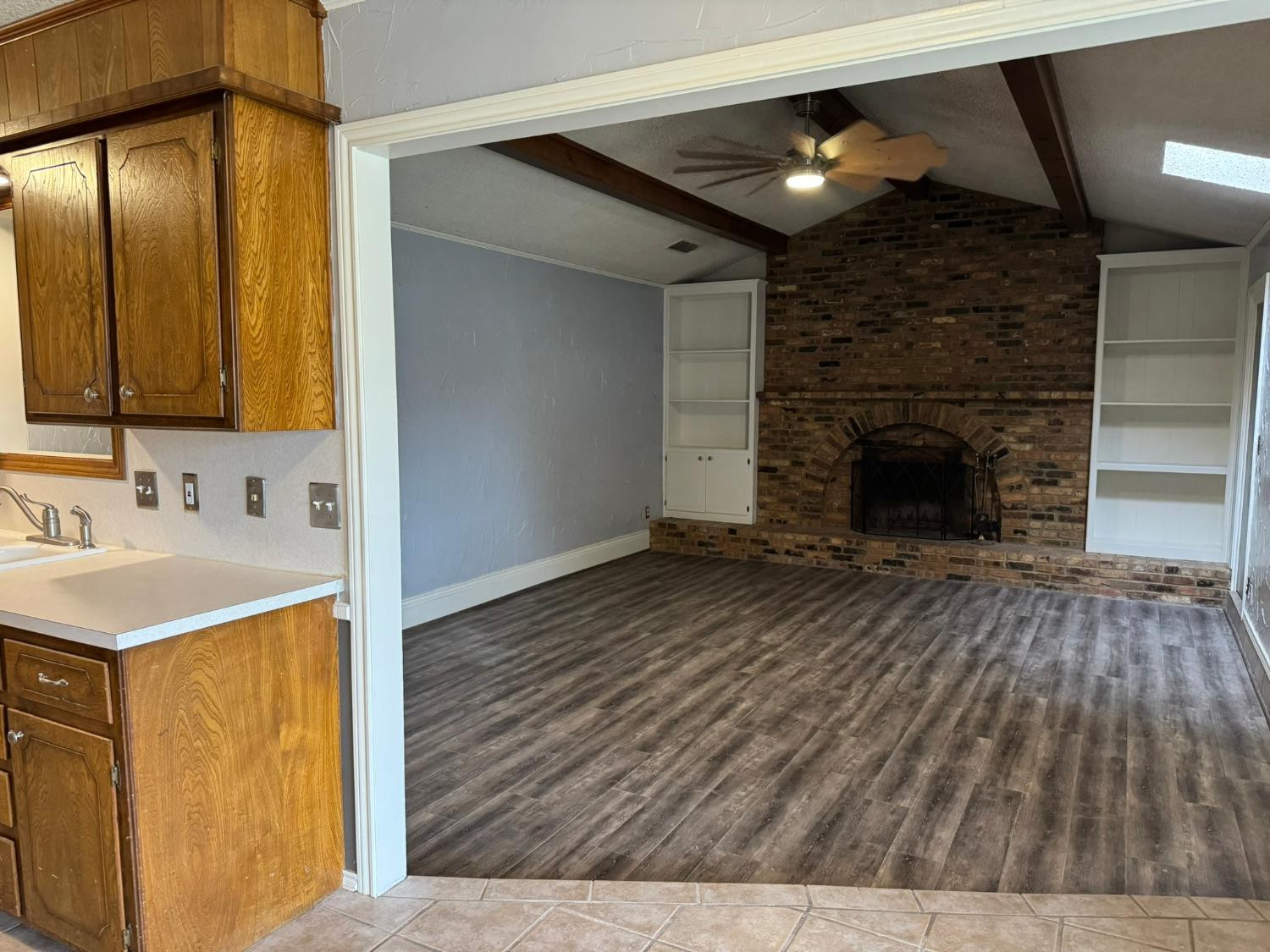 4825 73rd Street Property Photo 6