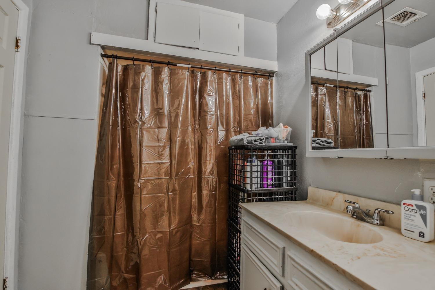 3006 37th Street Property Photo 8