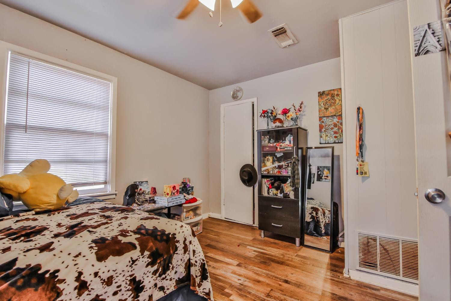 3006 37th Street Property Photo 10